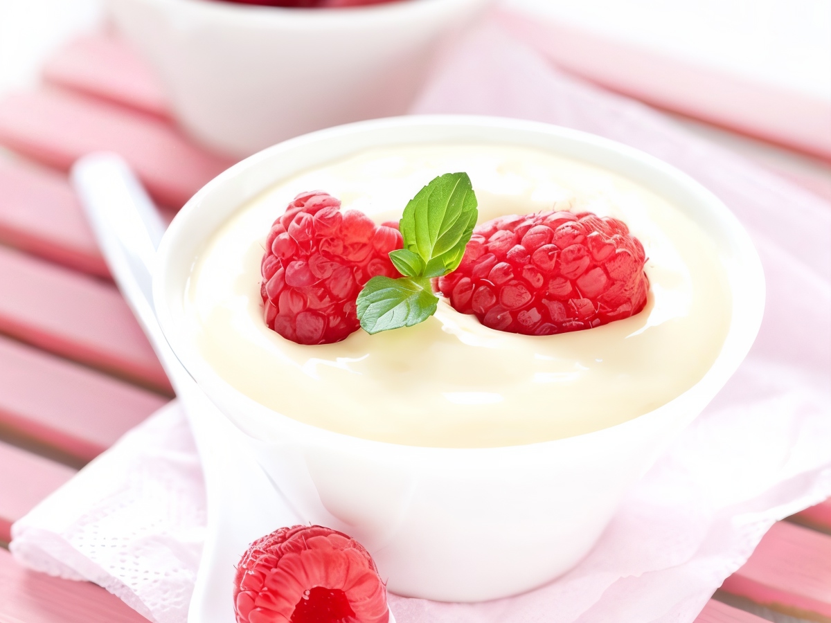 Raspberry in Sabayon Cream