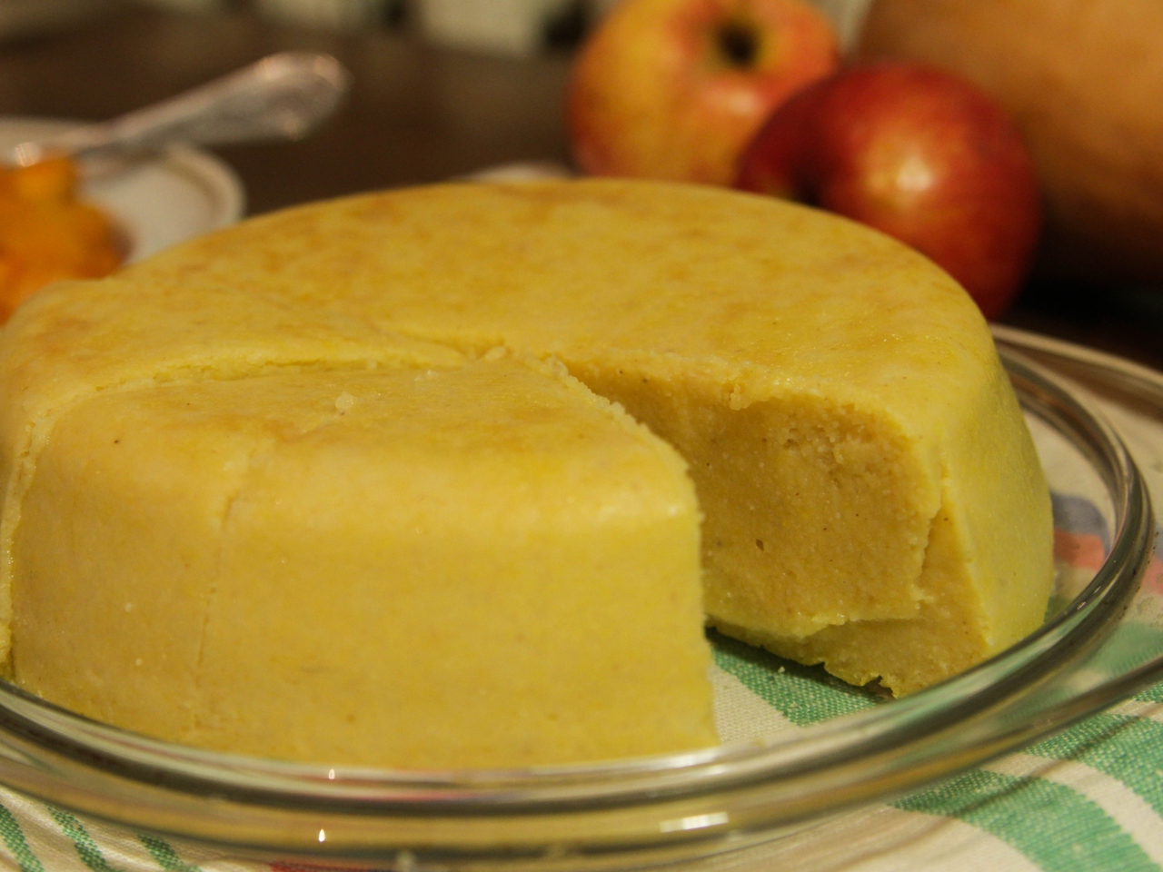 Semolina Pudding with Pumpkin and Apples