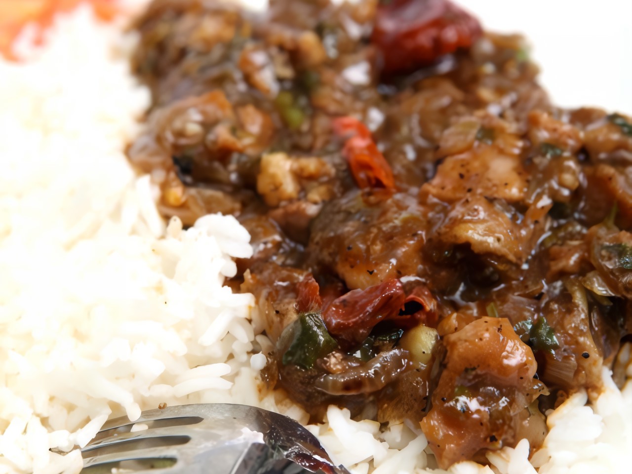 Marinated Braised Beef with Cucumbers