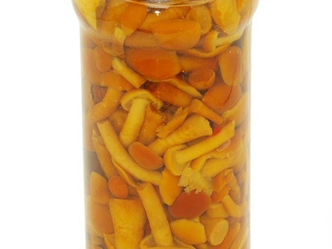 Marinated Mushrooms with Cloves