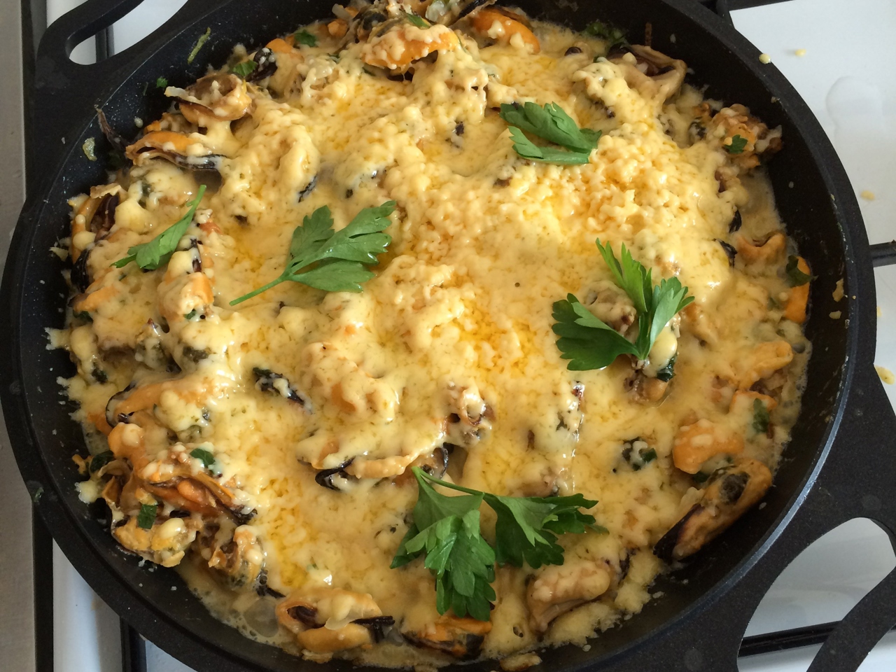 Mussels with Cheese