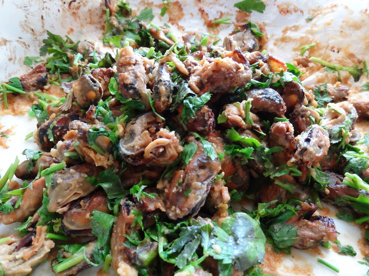 Mussels Baked with Garlic