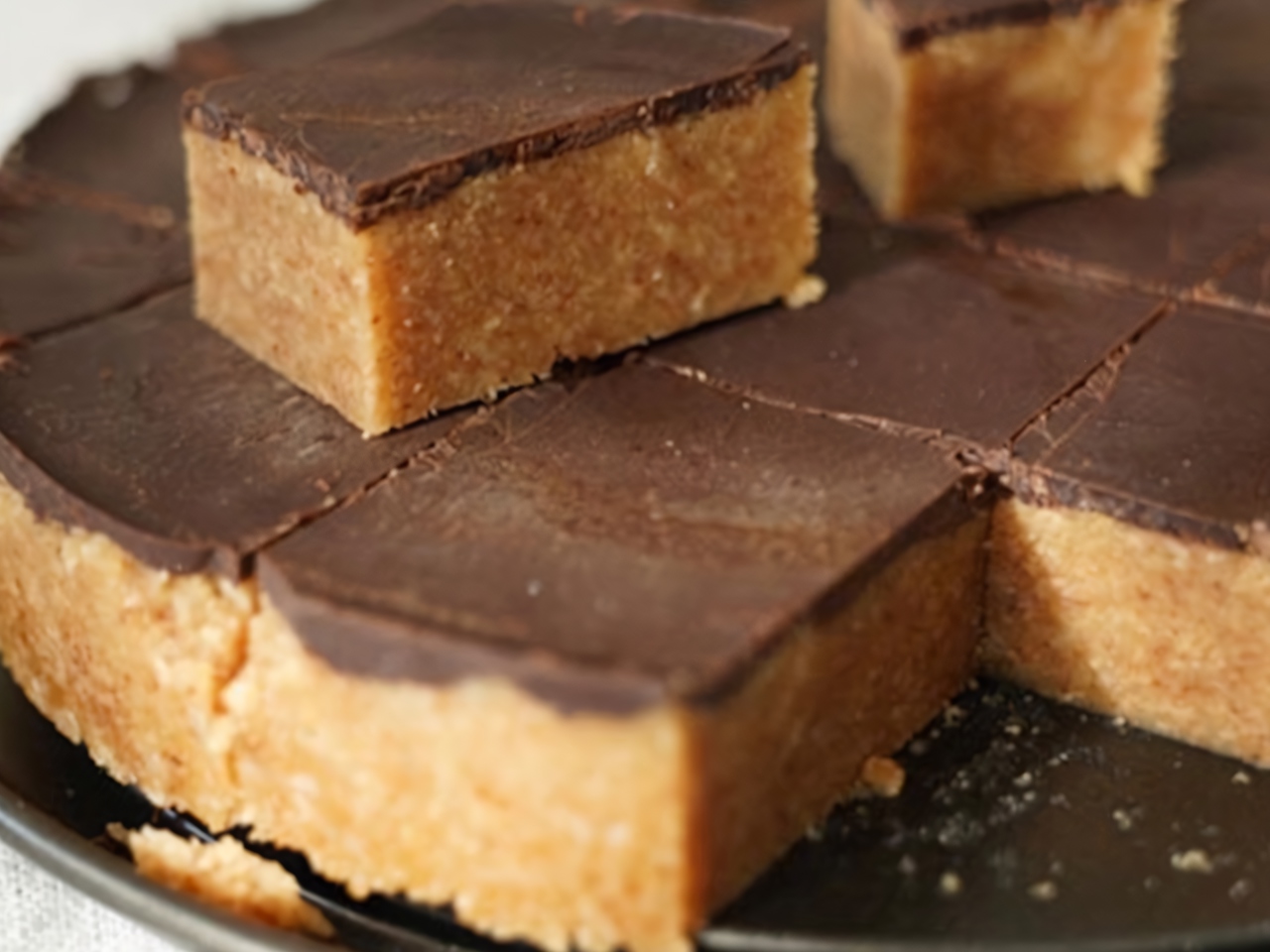 Almond Squares