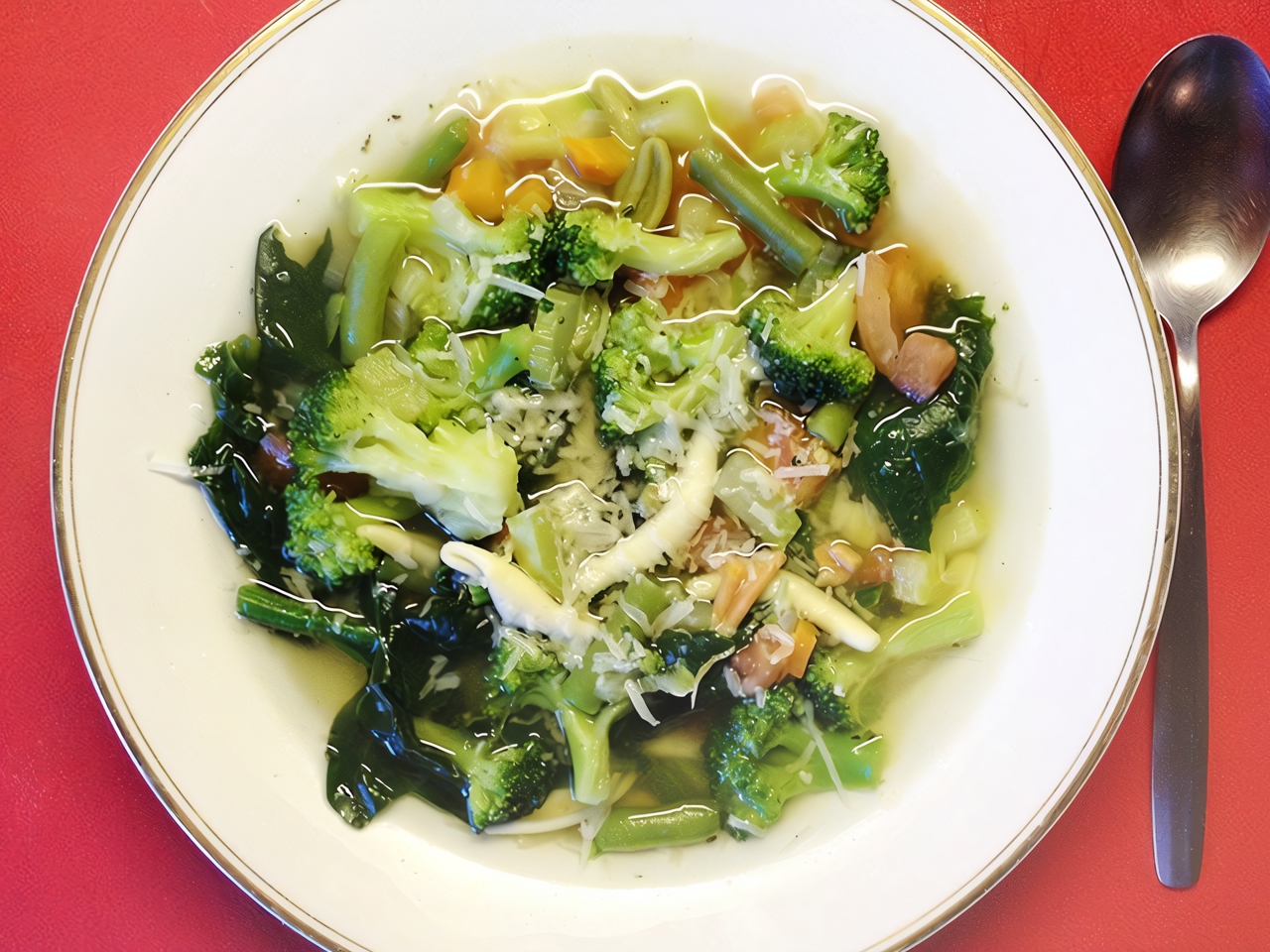 Minestrone with Broccoli and Spinach