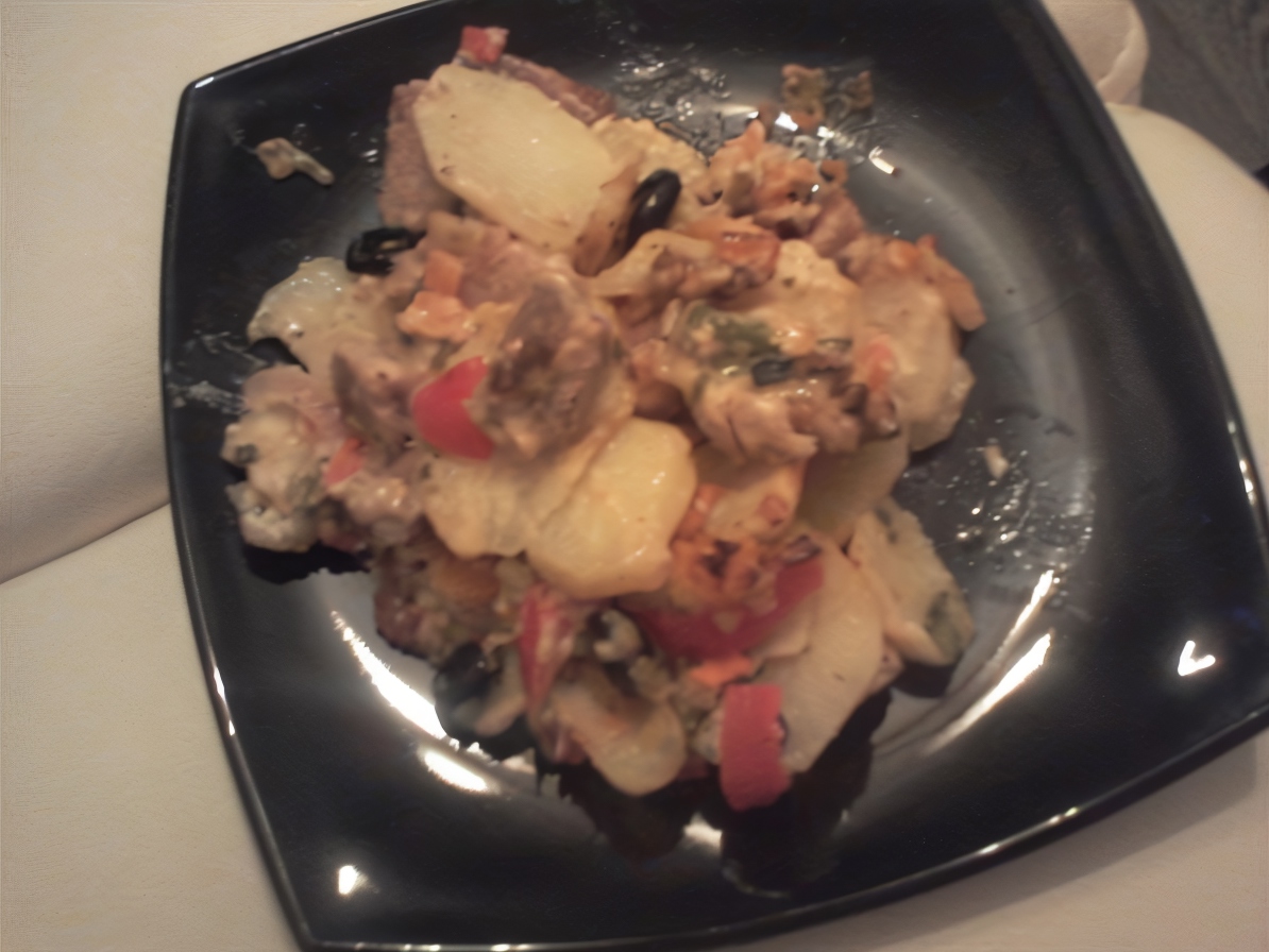 Meat with Vegetables in Creamy Cheese Sauce