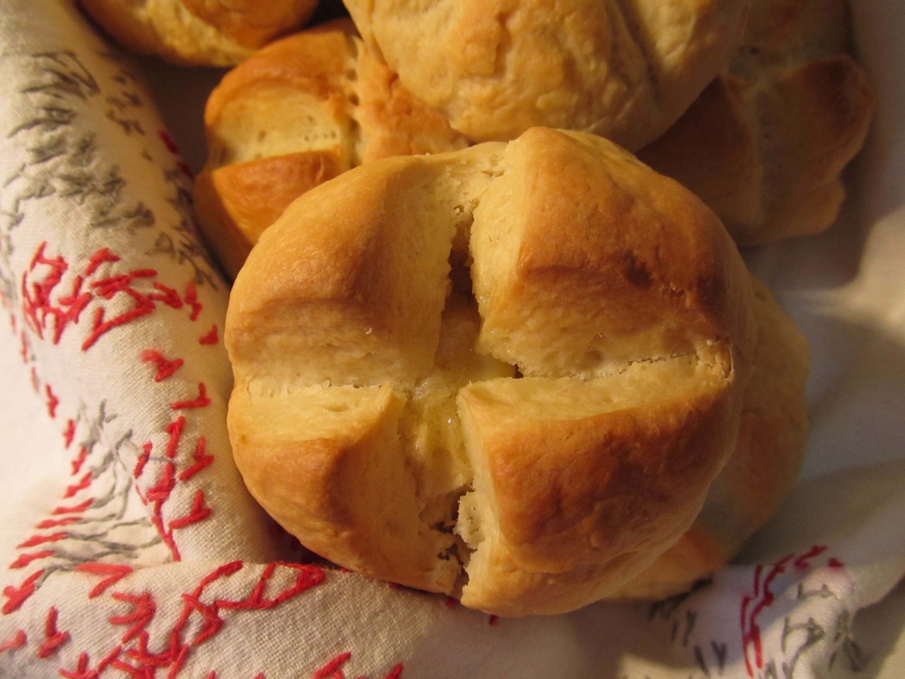Milk Buns for Breakfast