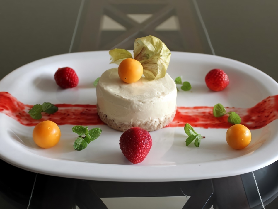 Cheesecake Ice Cream with Berry Coulis