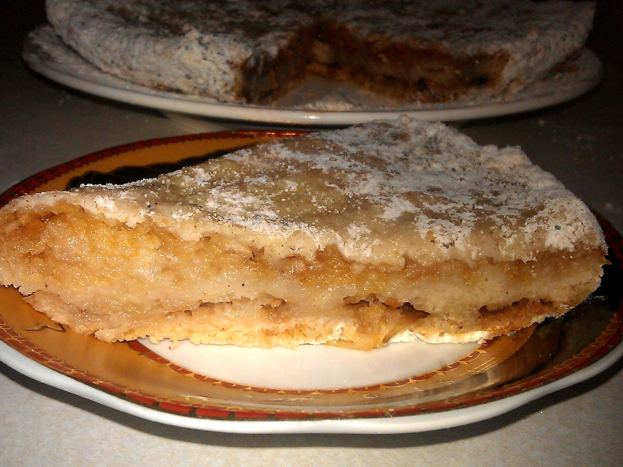 Layered Apple Pie with Cinnamon