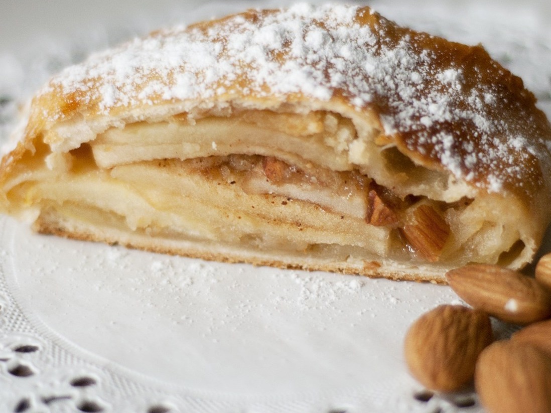 Simple Apple Strudel