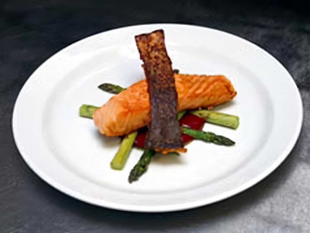 Norwegian Salmon with Raspberry Sauce and Asparagus