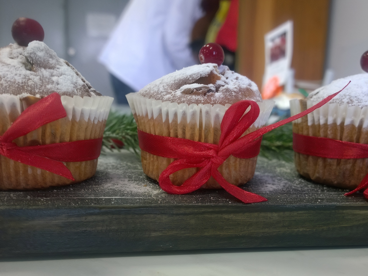 New Year's Muffins "Spiced Cranberry"
