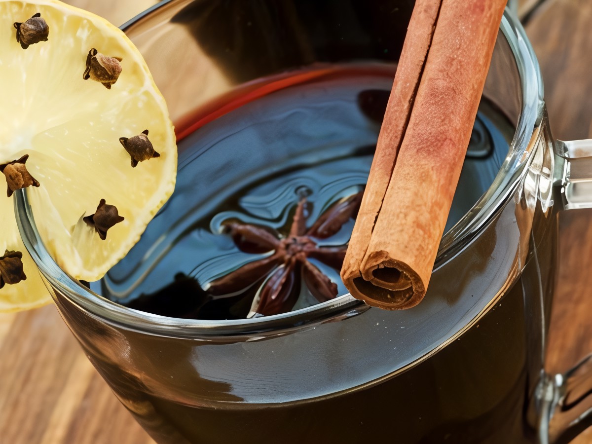 New Year's Mulled Wine with Citrus Aroma and Spices