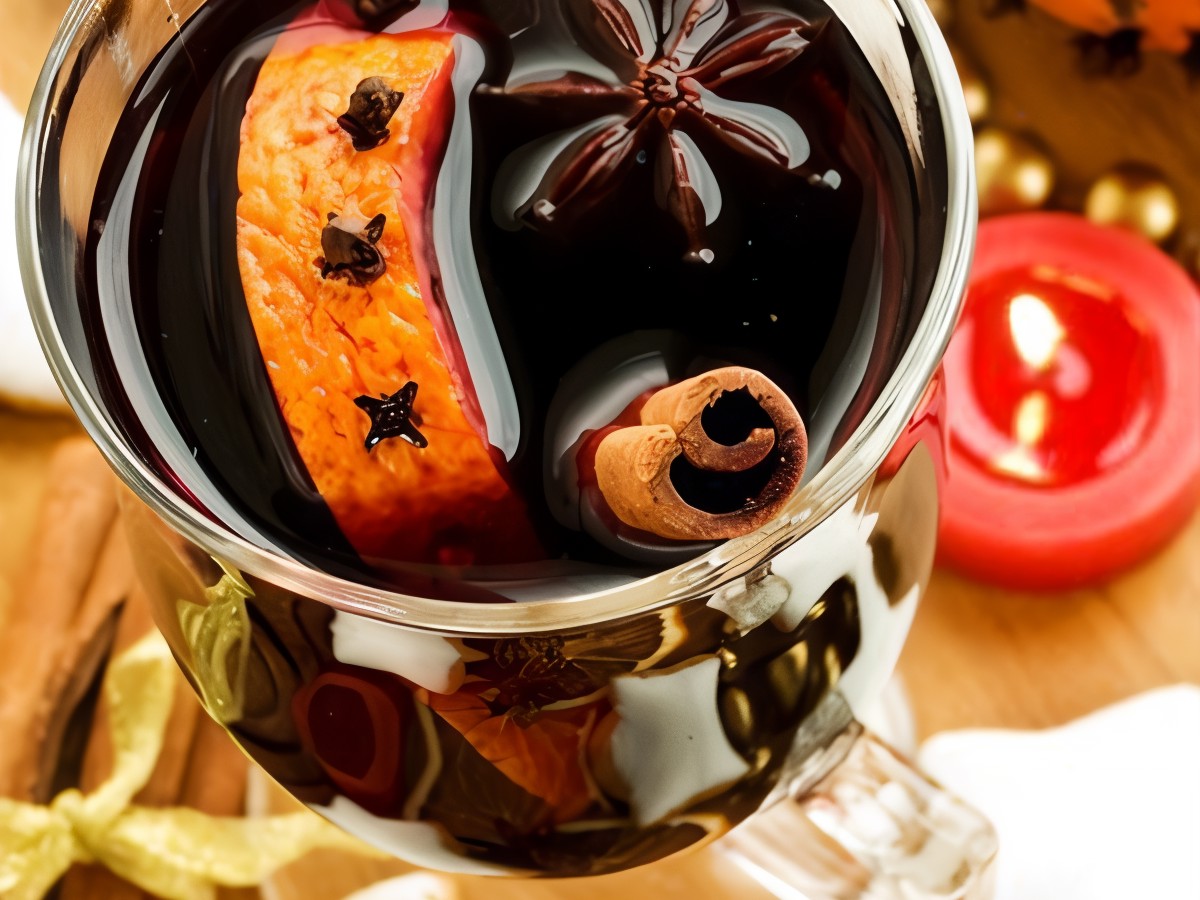 New Year's Mulled Wine with Spices and Gin
