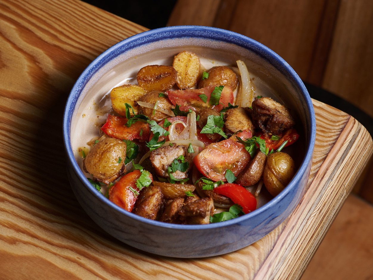 Pork Ozhakhuri with Cilantro