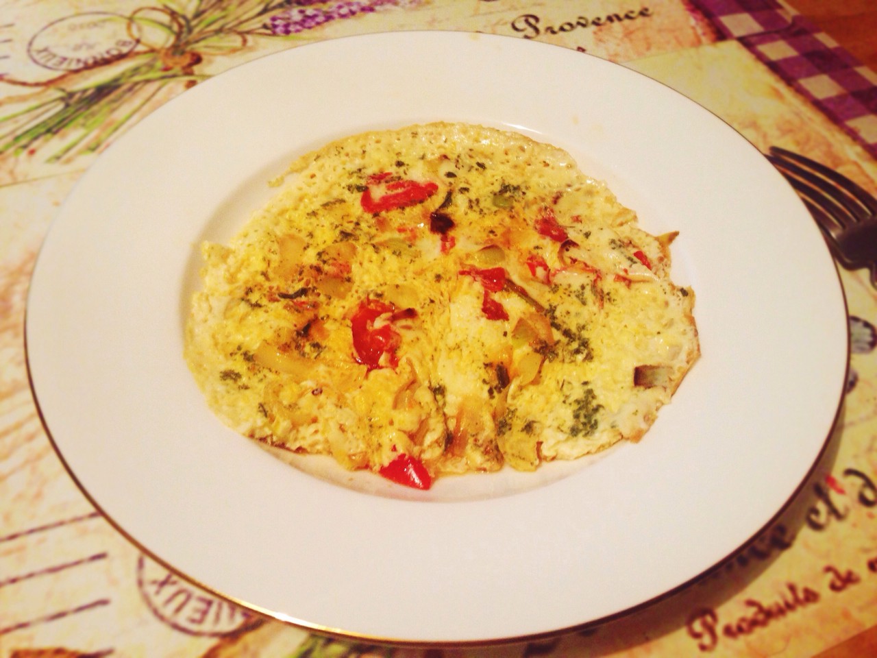 Omelet with Leeks and Tomatoes