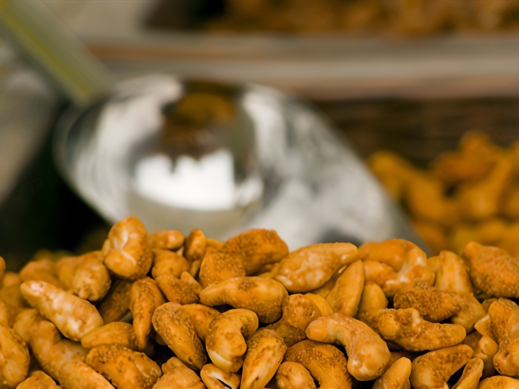 Nuts in Curry