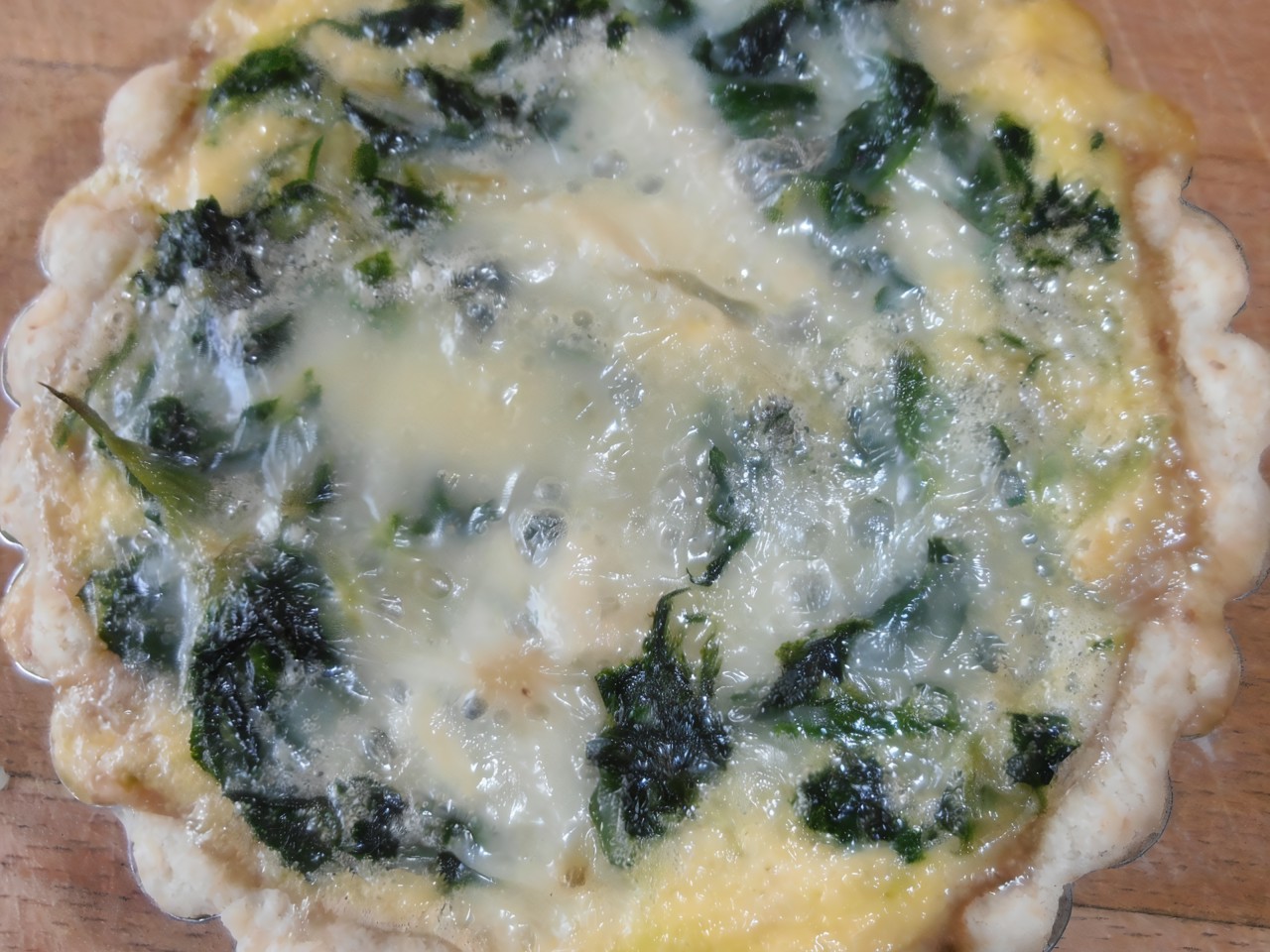 Nut Tartlet with Gorgonzola and Spinach