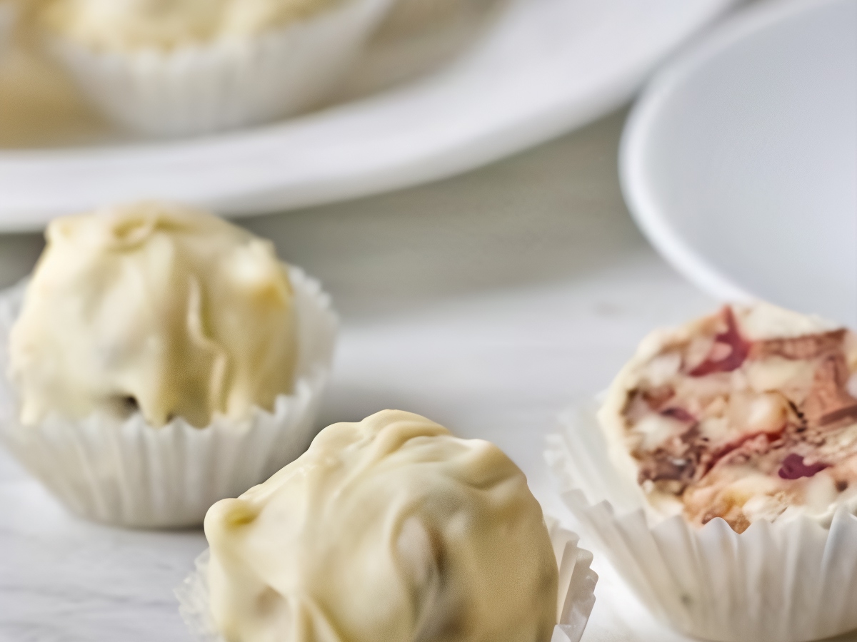 Nut Candies with Cranberries in White Chocolate
