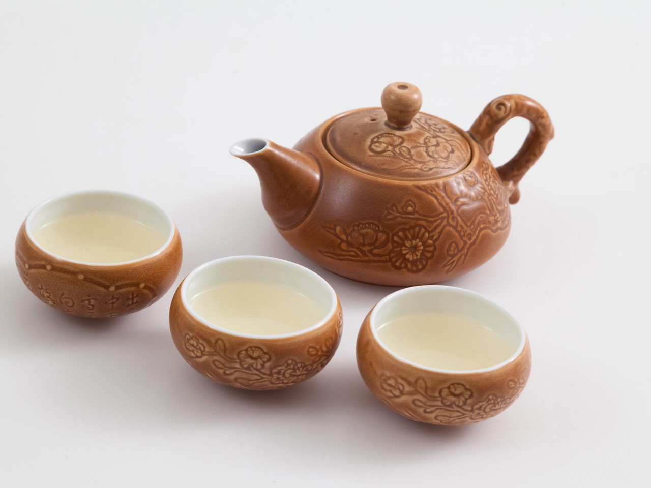 Spicy Ginger and Lemongrass Tea