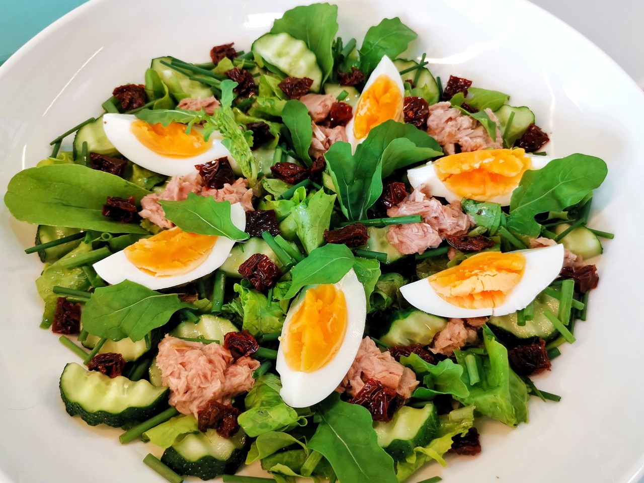 Vegetable Salad with Tuna