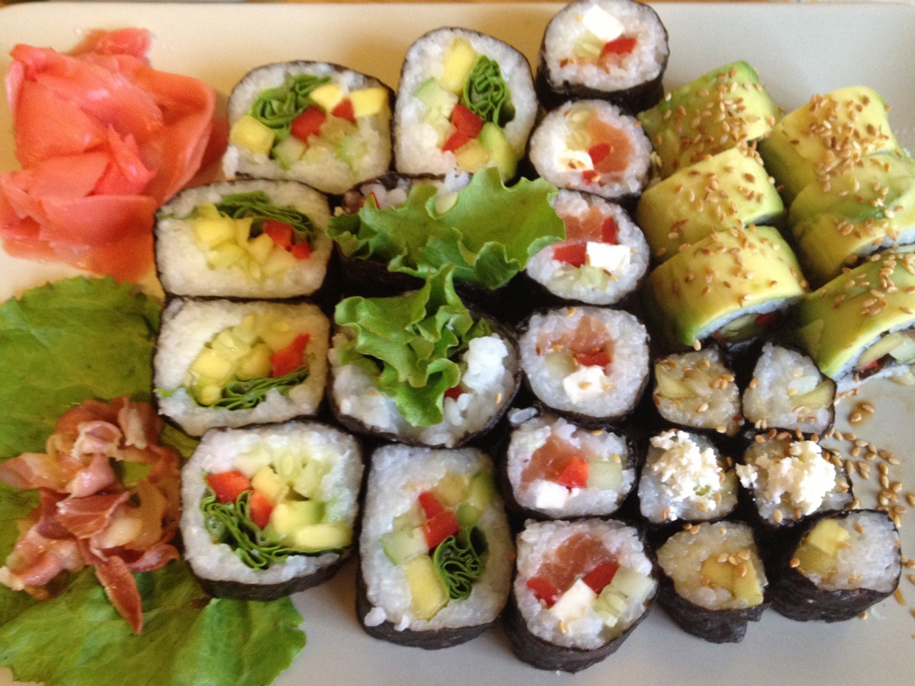 Vegetable Roll with Mango