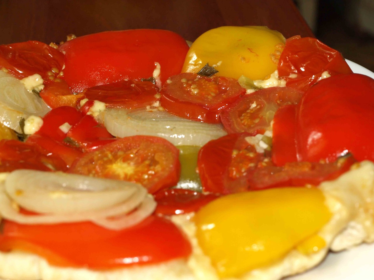 Vegetable Tart with Tomatoes, Bell Peppers, and Onions