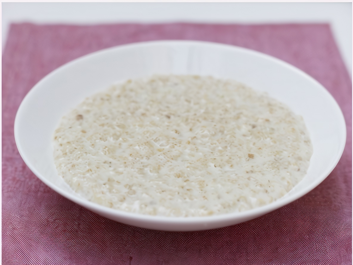 Oatmeal with Apples