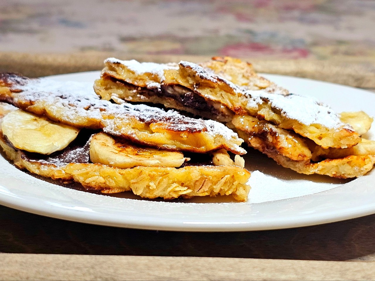 Oatmeal Pancake with Banana and Chocolate