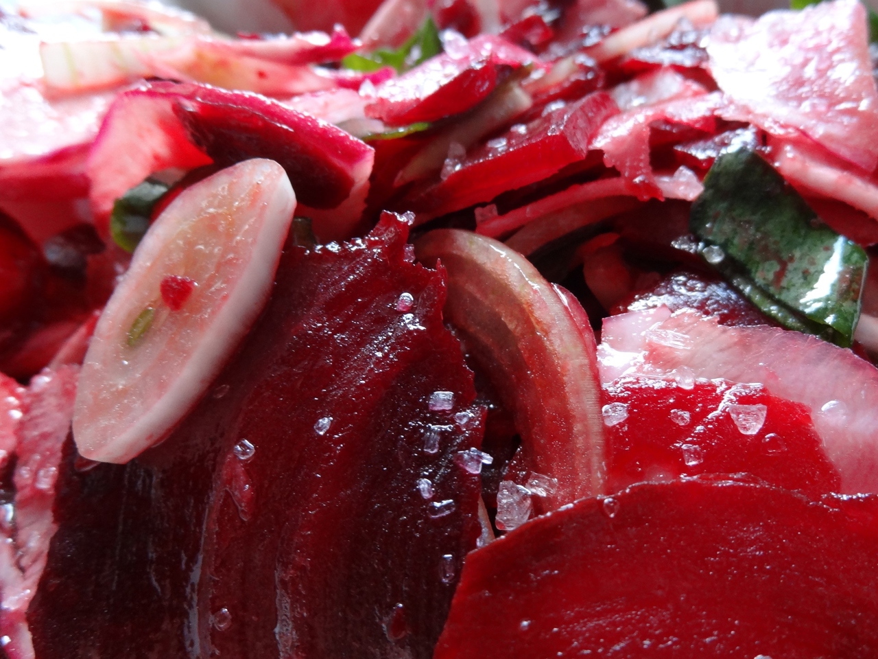 Parisian Salad with Beets and Radishes