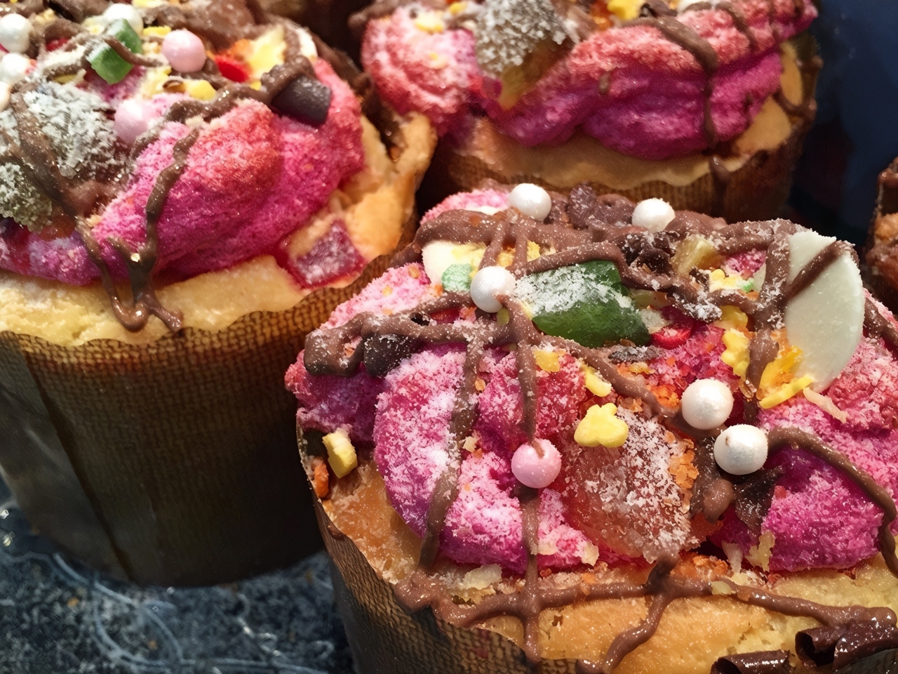 Easter Kulich with Meringue