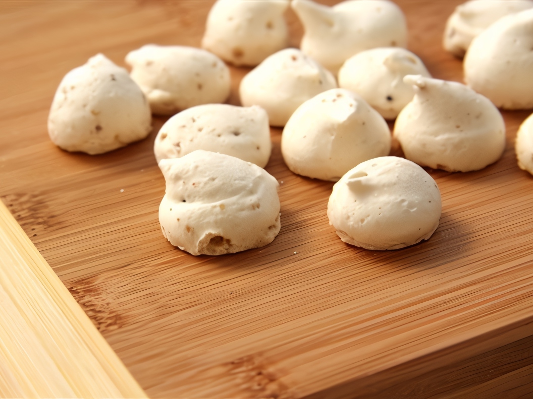Easter Meringues with Pecan Nuts