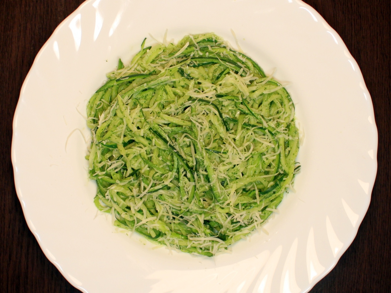 Zucchini Pasta with Yogurt Sauce