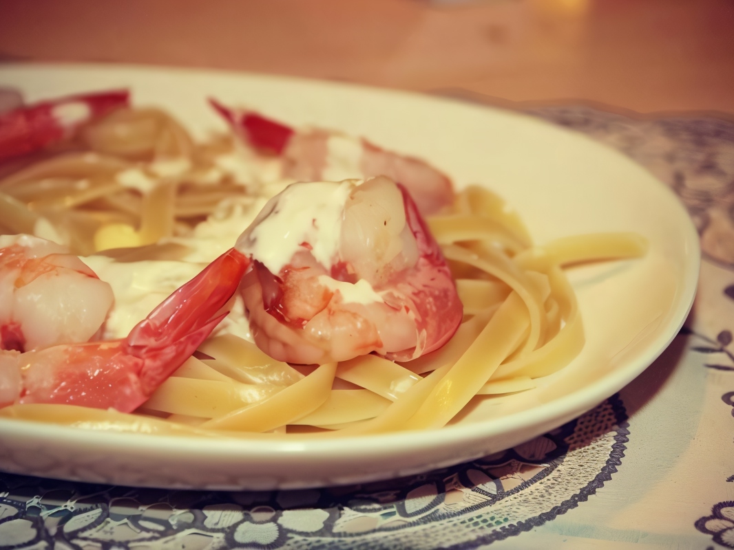 Pasta with Shrimp and Sour Cream Sauce