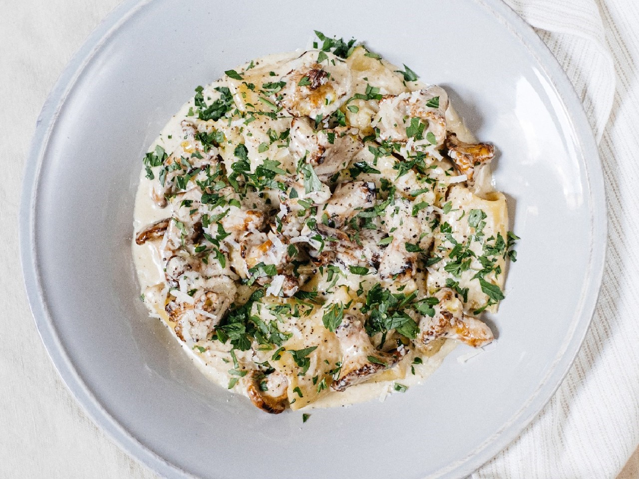 Pasta with Chanterelles in Cream Sauce