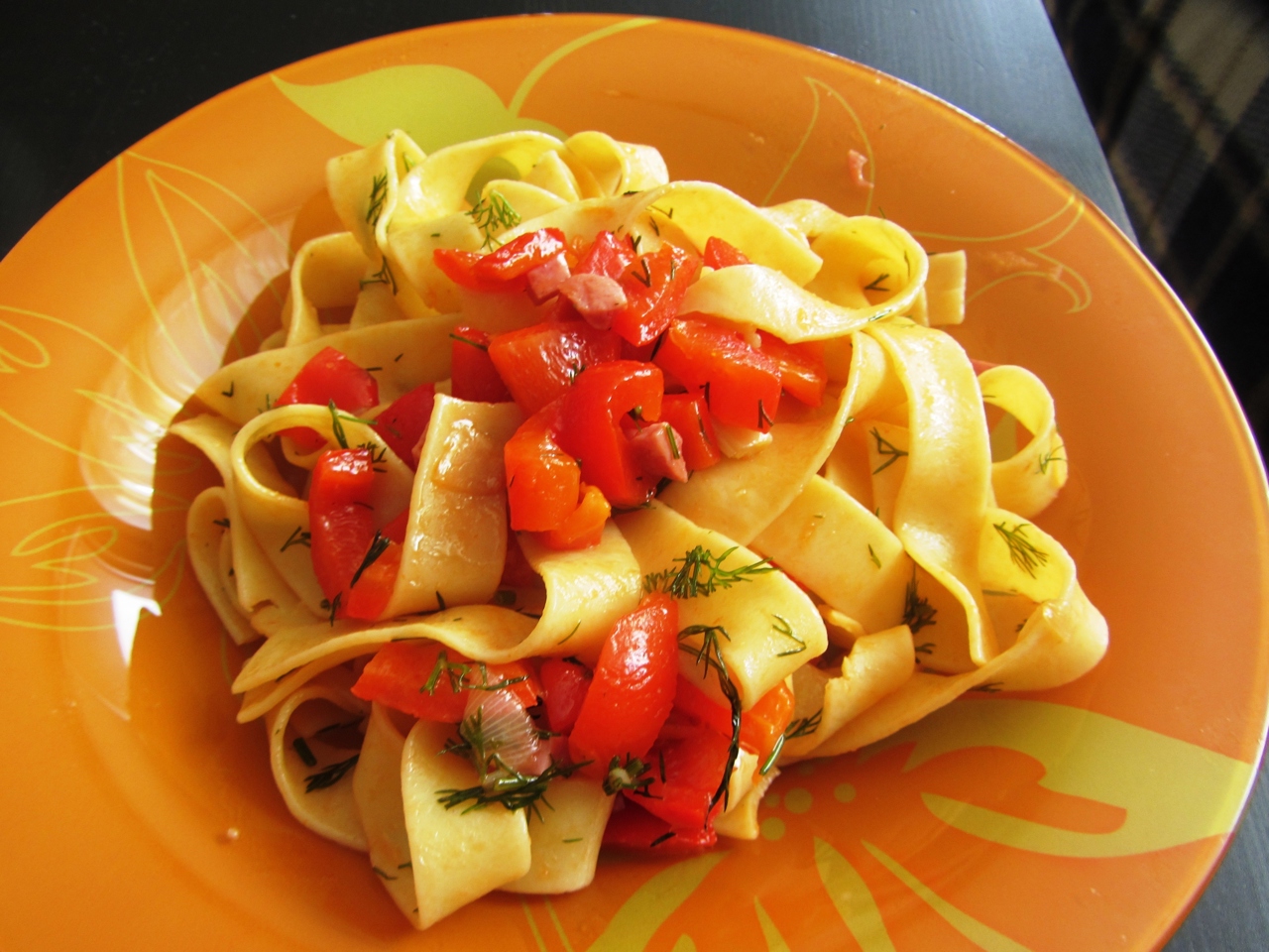 Pasta with Peppers and Ham