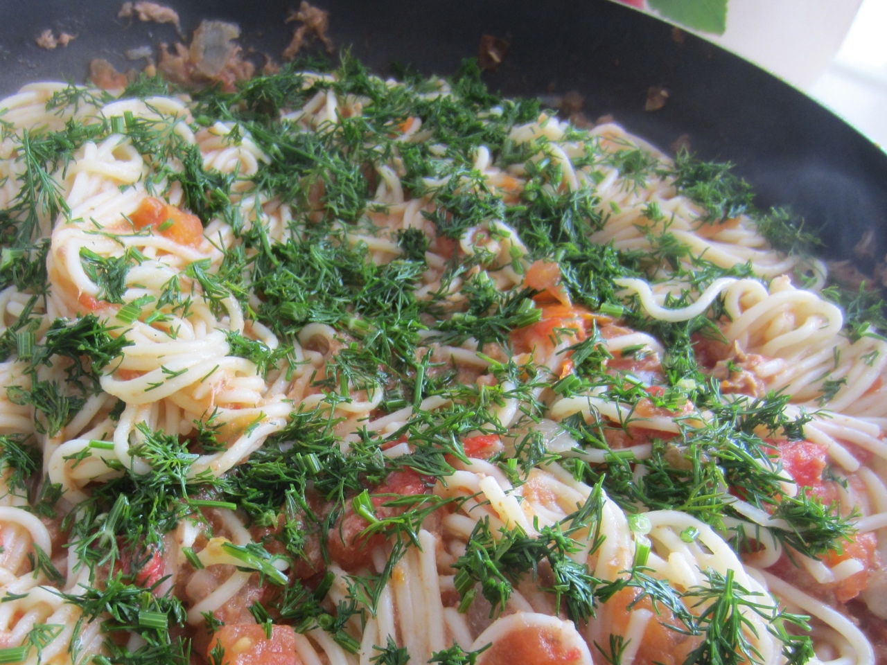 Pasta with Tuna and Tomatoes