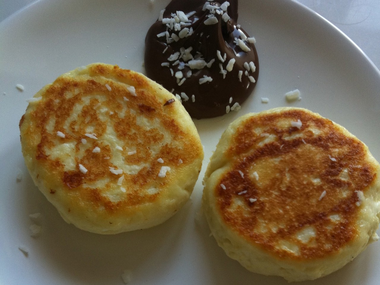 Baked Vanilla Cheese Pancakes with Chocolate Sauce