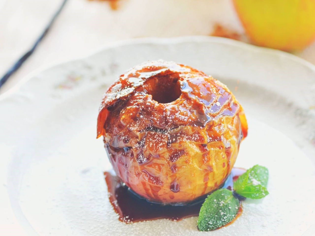 Baked Apple with Honey