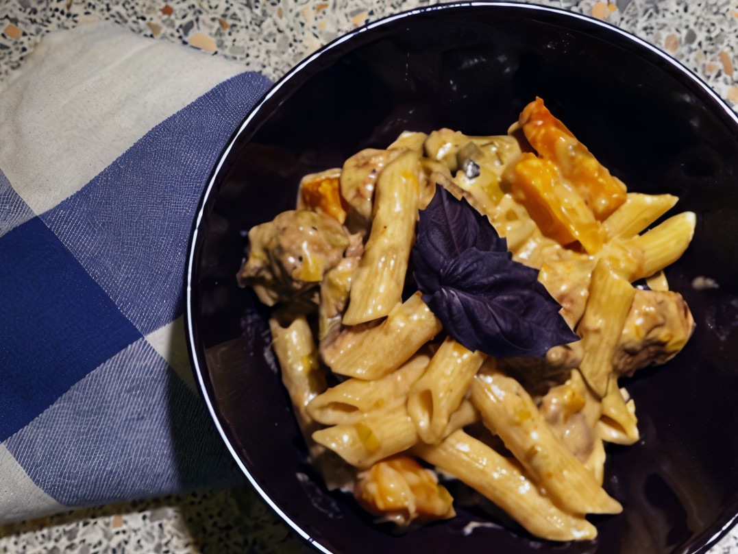 Penne with Pumpkin and Chicken