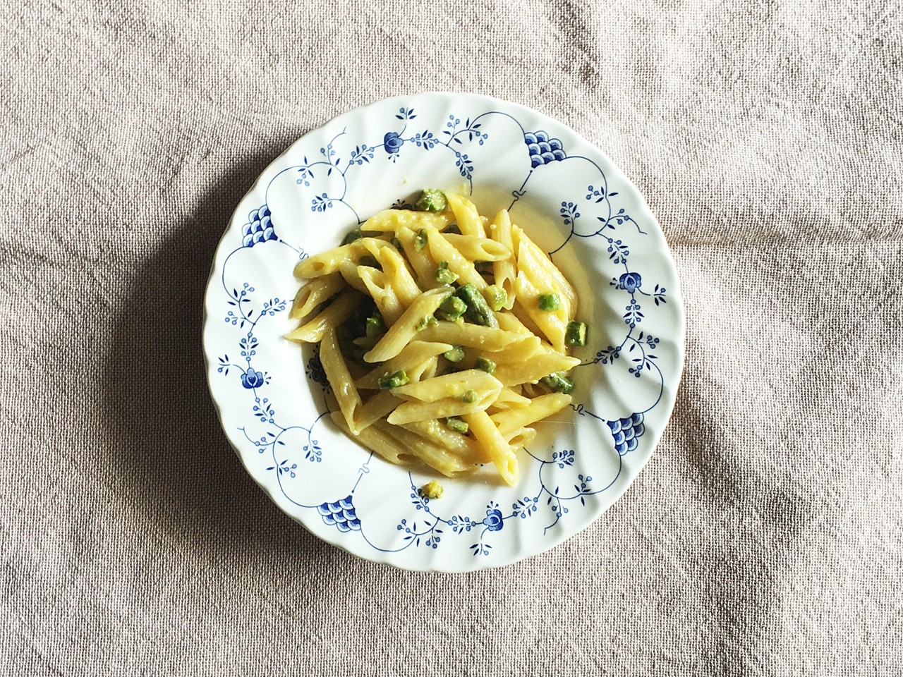 Penne with Asparagus and Egg Sauce