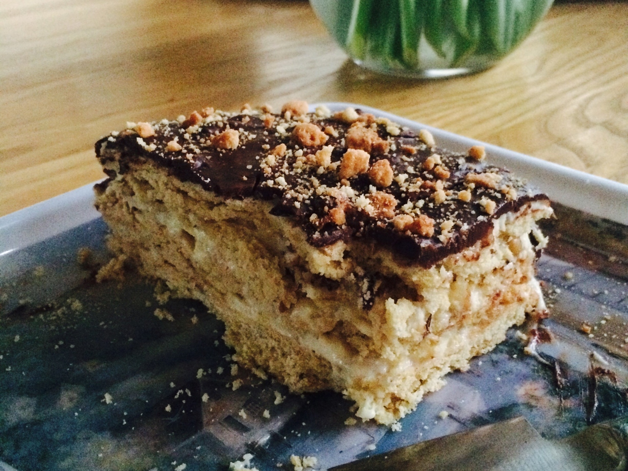 Sandy Cake with Condensed Milk