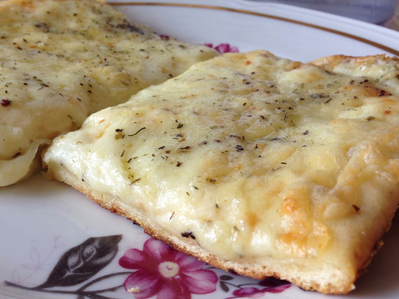 Four Cheese Pizza with Italian Spices