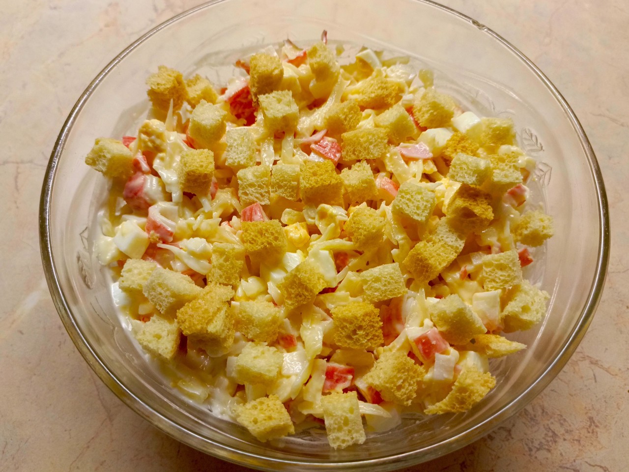 Spicy Salad with Imitation Crab, Cheese, and Croutons