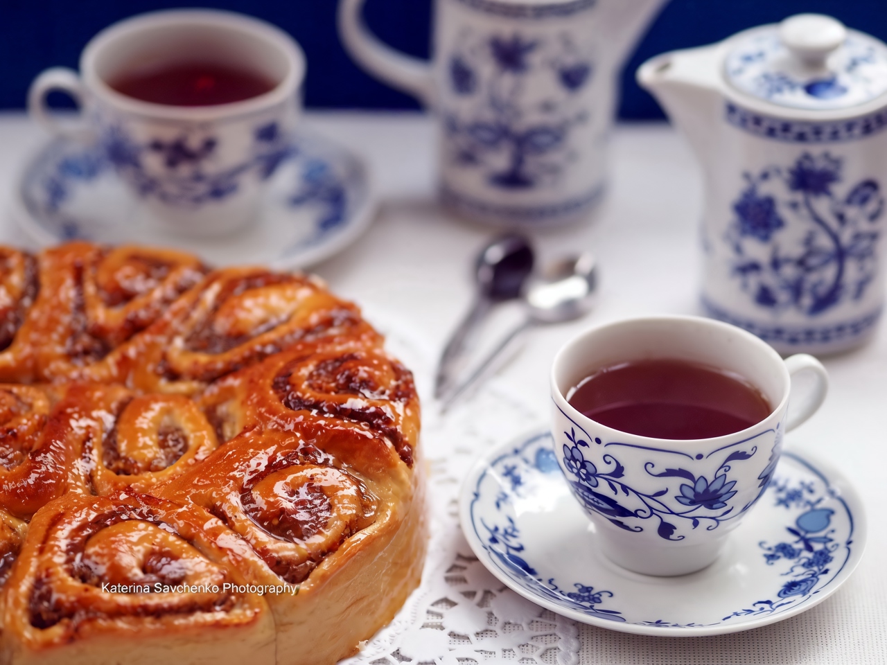 Yeast Dough Pie with Nut-Marzipan Filling