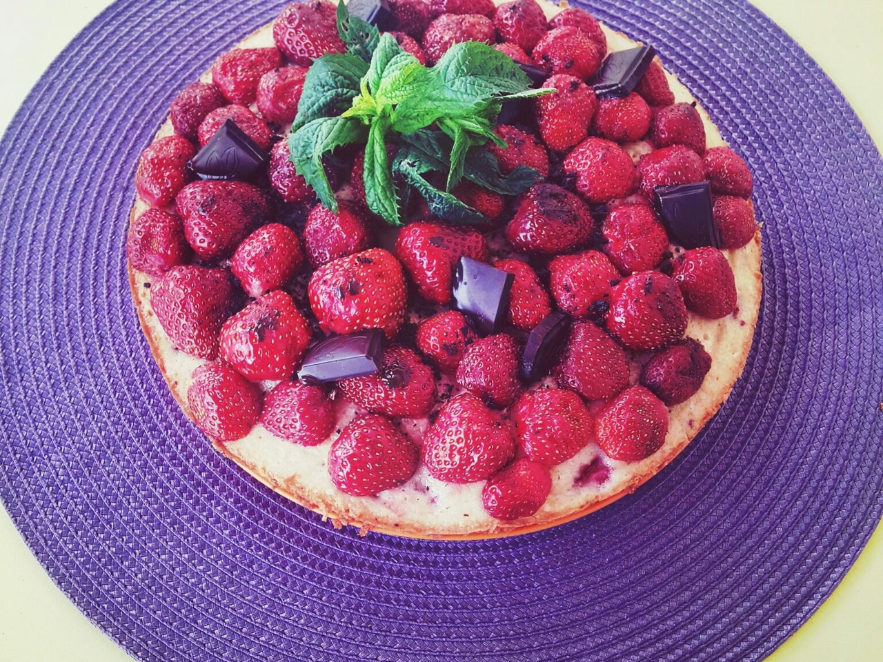 Strawberry Sour Cream Pie