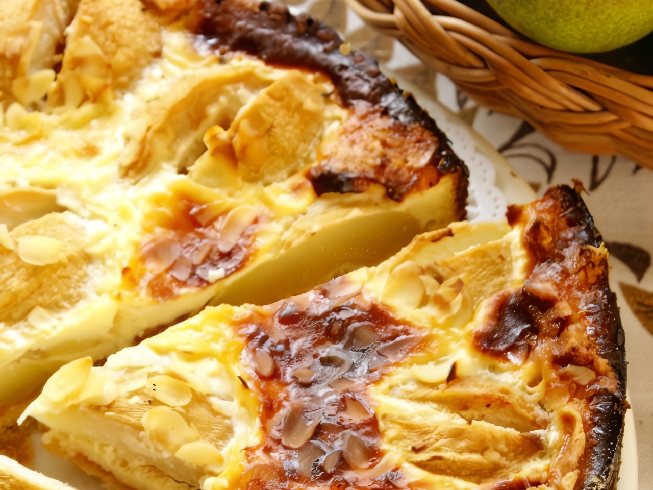 Pear and Hazelnut Pie