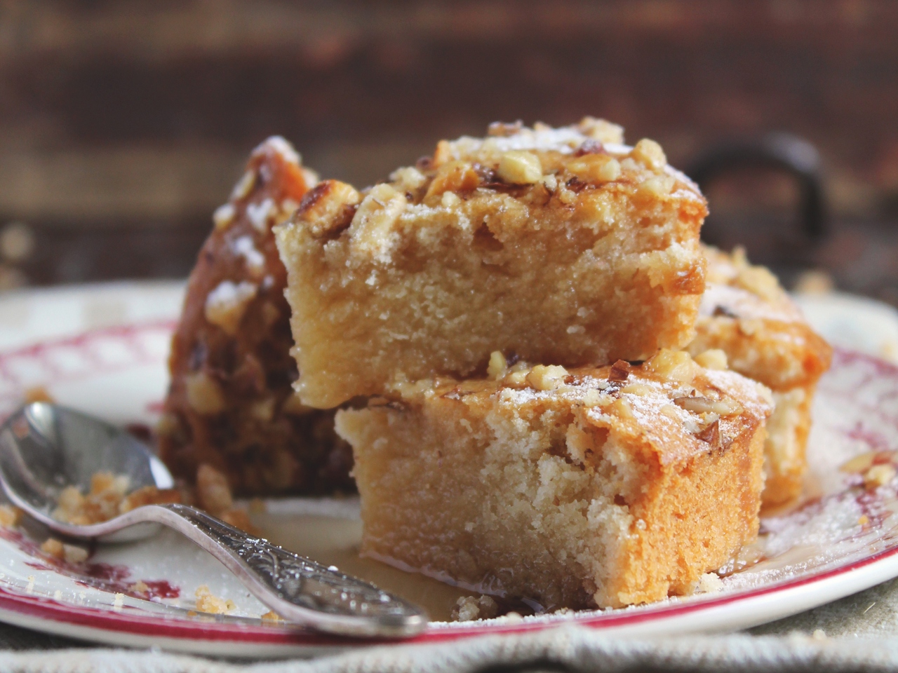 Nutmeg Pie