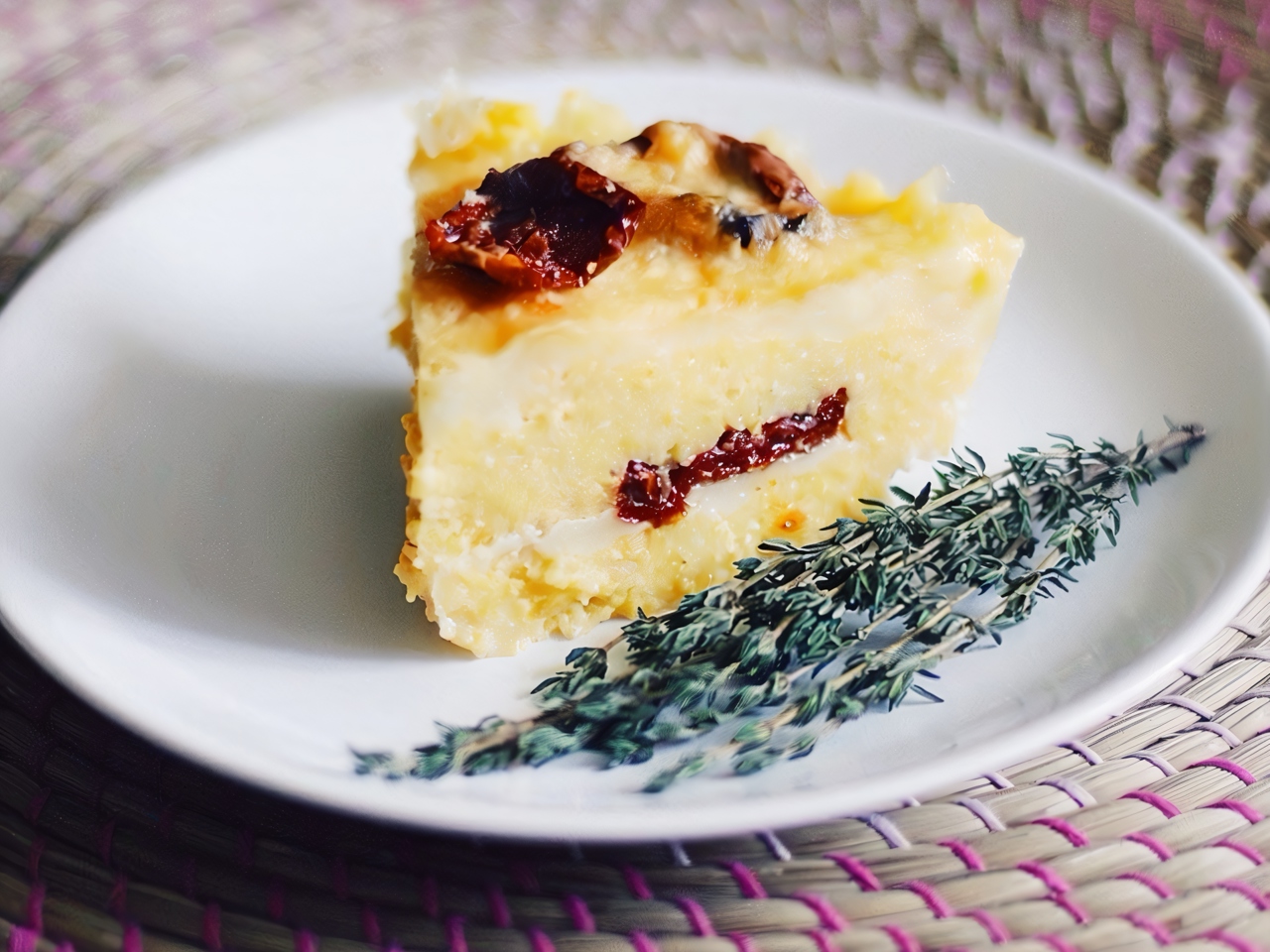 Polenta with Mozzarella, Sun-Dried Tomatoes, and Spices