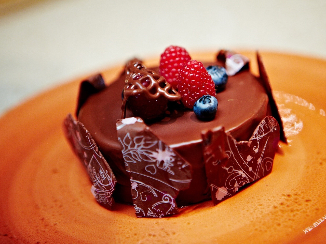 Simple Cheesecake with Dark Chocolate