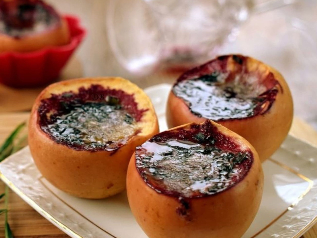 Drunken Apples with Liqueur
